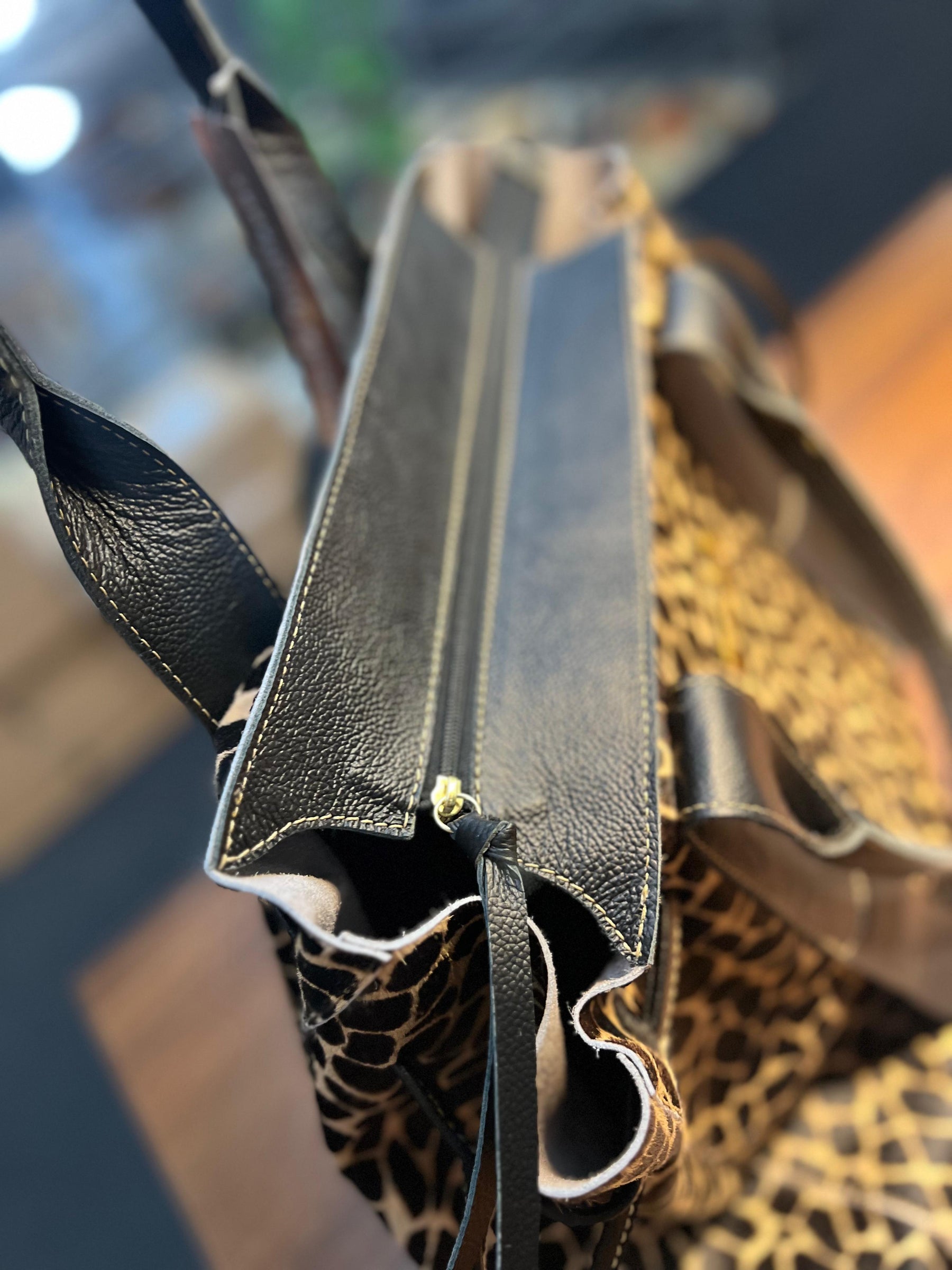 Bolsa SANTORINI em couro legítimo