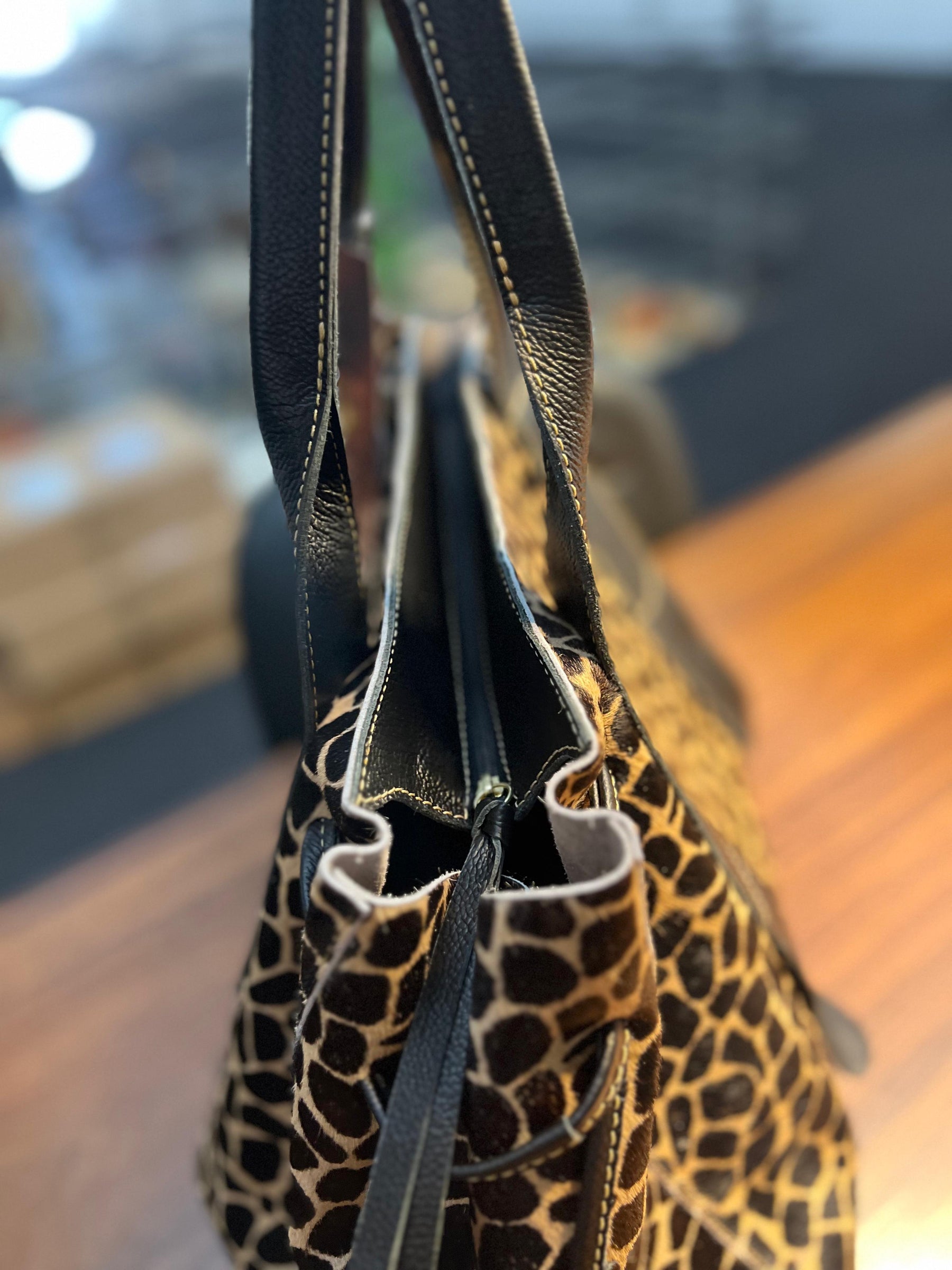 Bolsa SANTORINI em couro legítimo