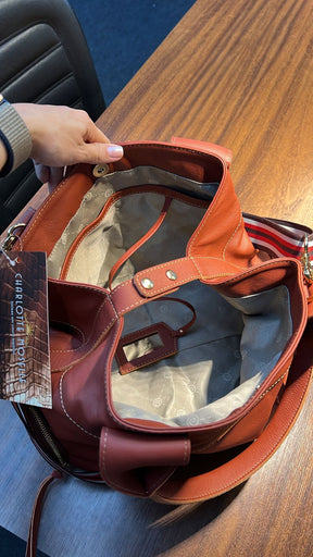 Bolsa MONTEVIDÉO em couro legítimo