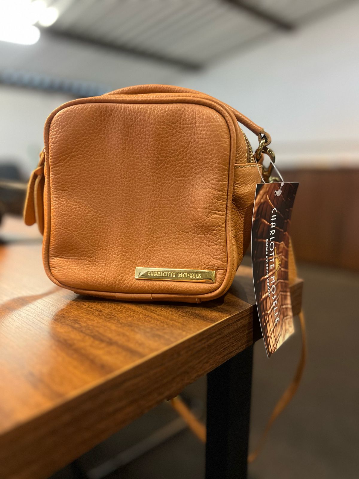 Bolsa CANCUN em couro legítimo