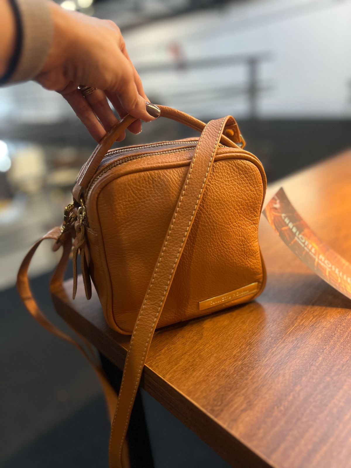Bolsa CANCUN em couro legítimo