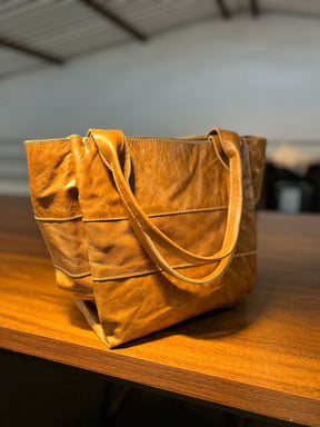 Bolsa FLORENZA em couro legítimo