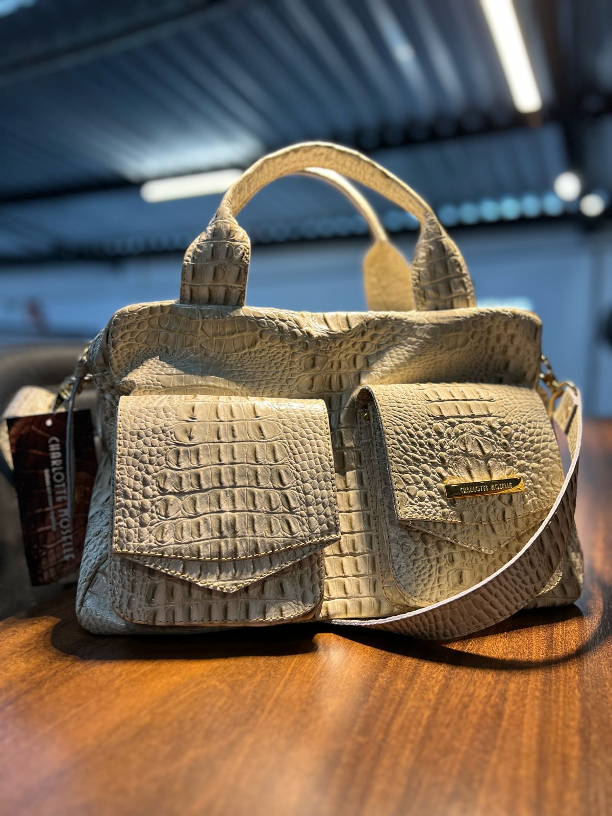 Bolsa COPENHAGEN em couro legítimo