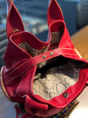 Bolsa MONTEVIDÉO em couro legítimo
