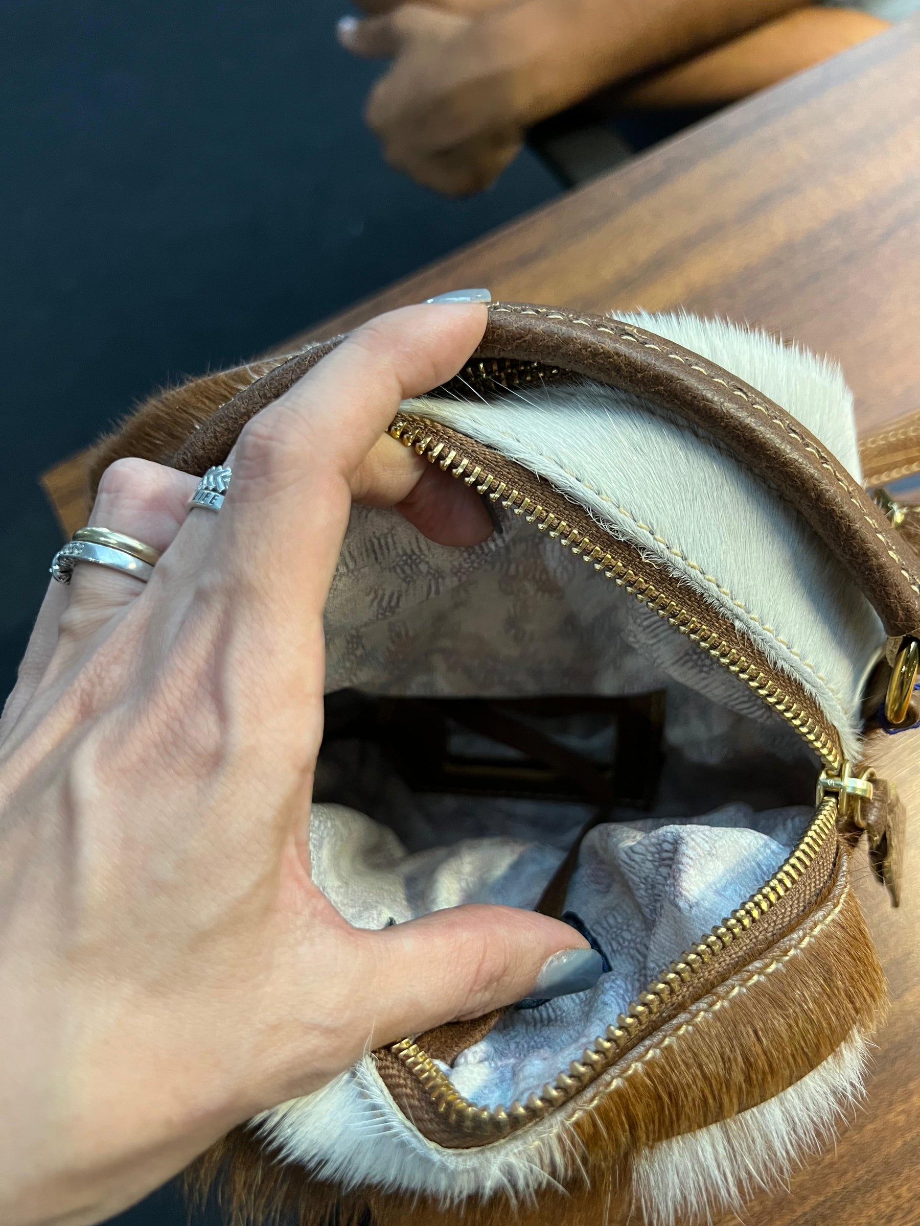 Bolsa CANCUN em couro legítimo
