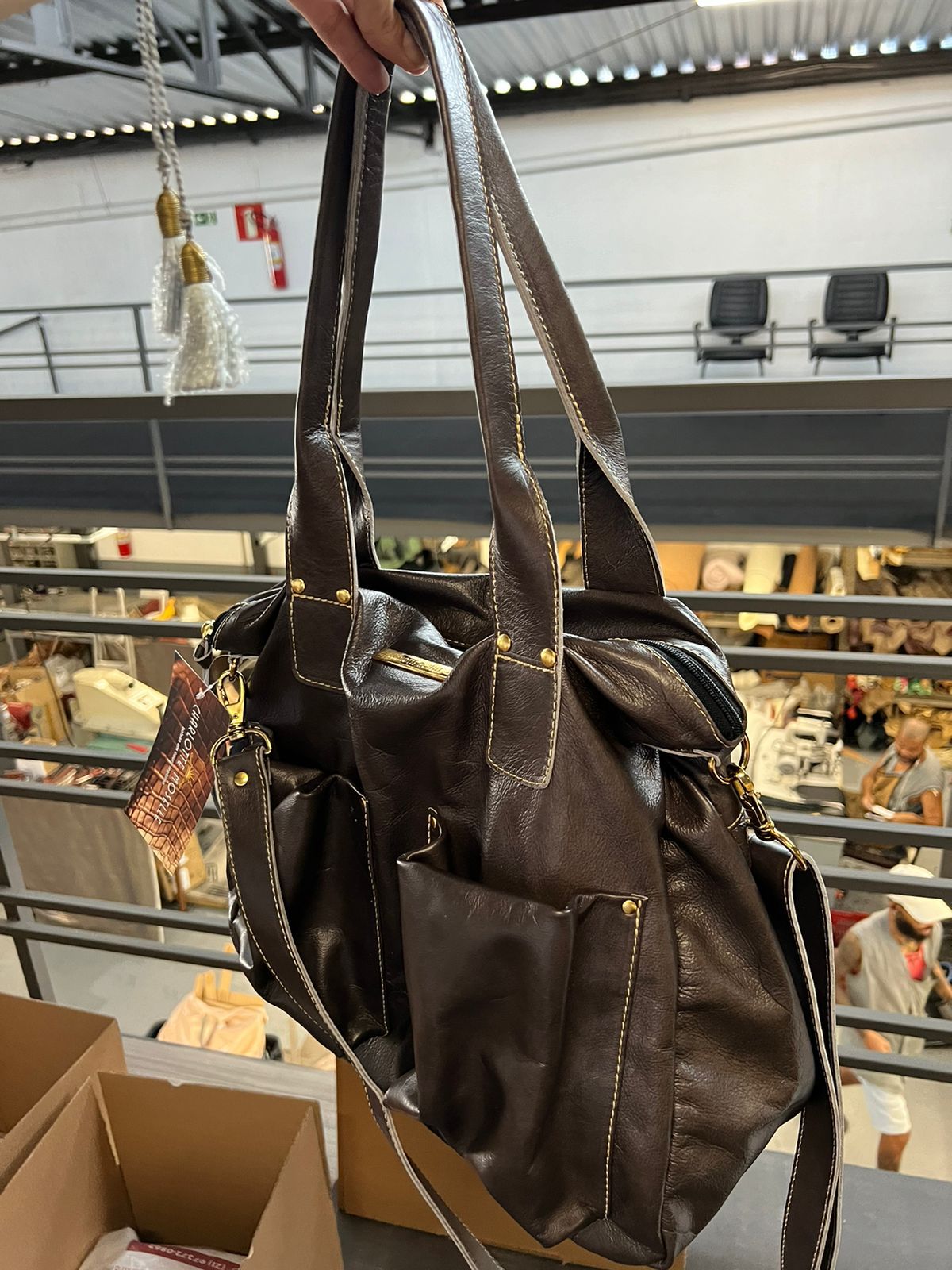 Bolsa VALÊNCIA  em couro legítimo