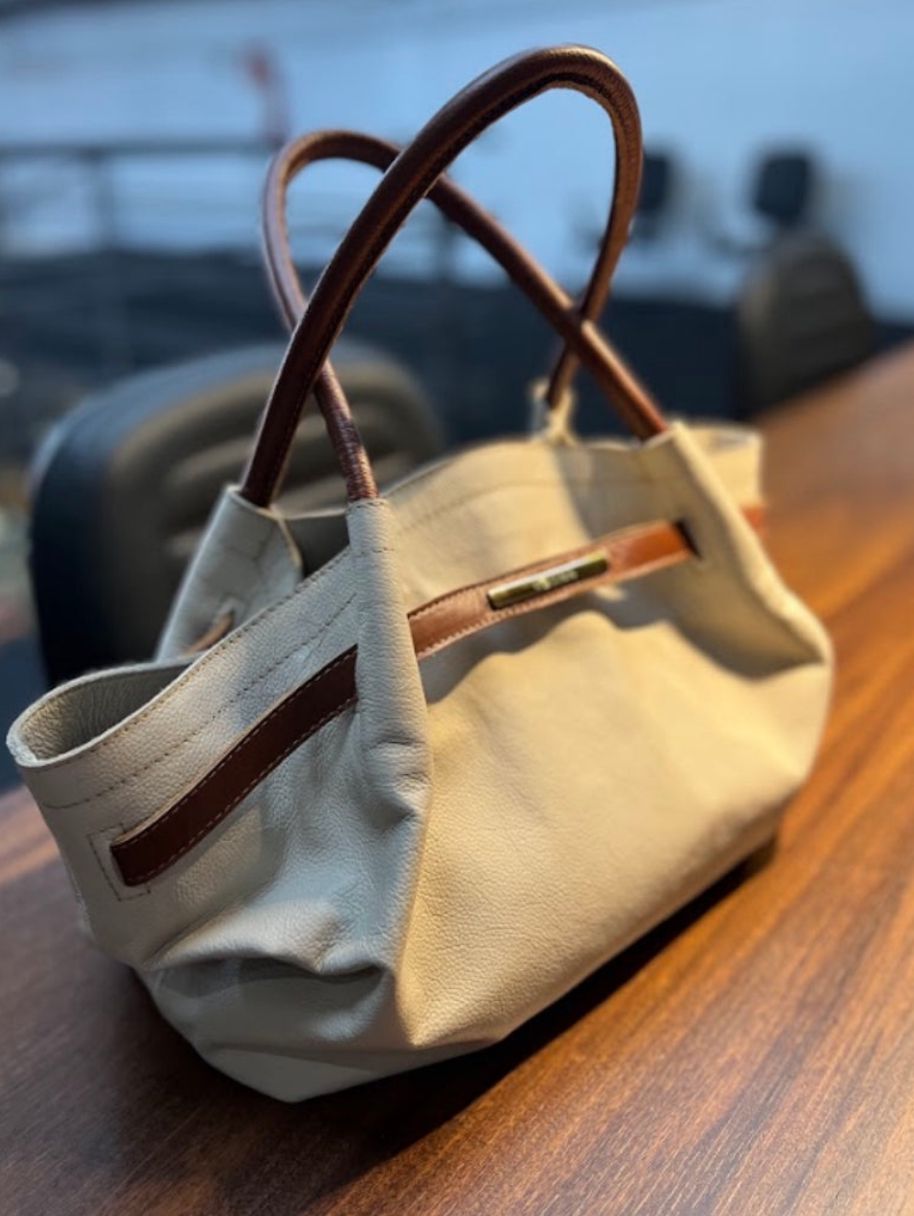 LANÇAMENTO! Bolsa BONATA em couro legítimo