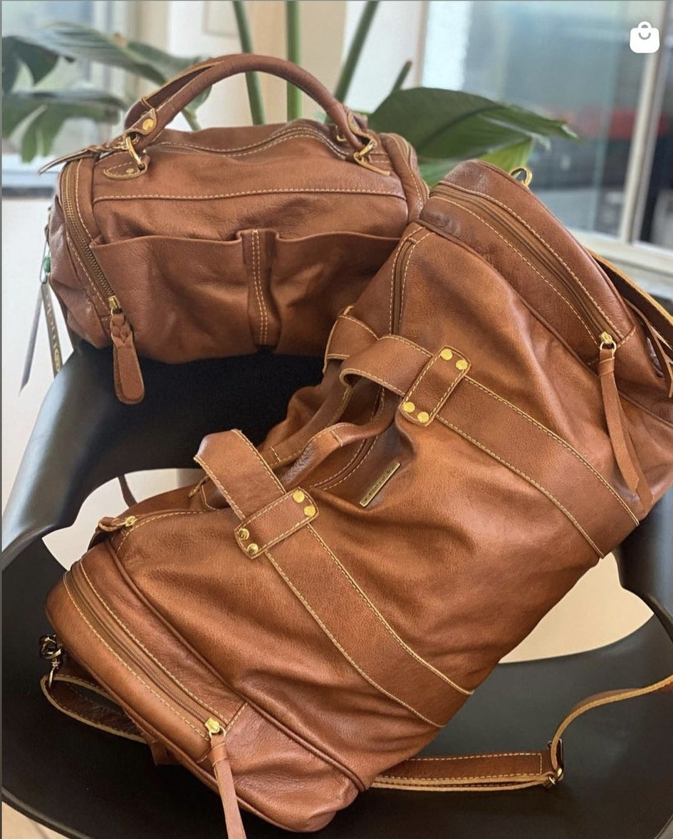 Mala HELSINK em couro legítimo