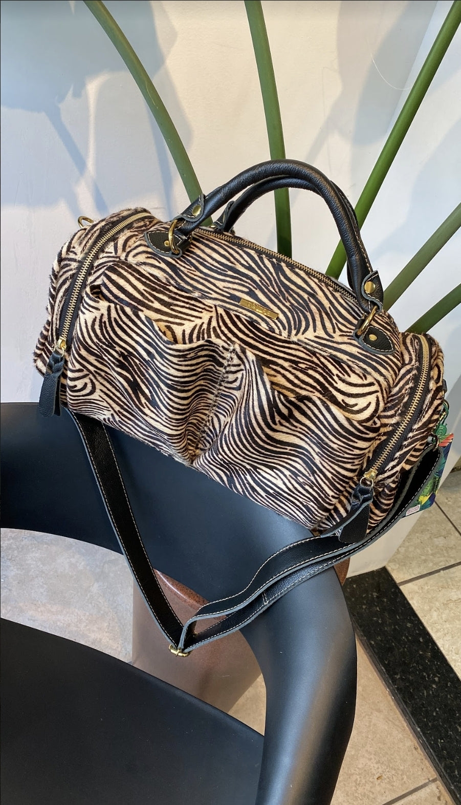 Bolsa DINAMARCA em couro legítimo