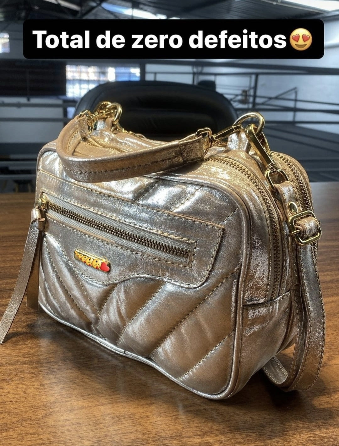 Bolsa GÊNOVA MATELASSÊ em couro legítimo