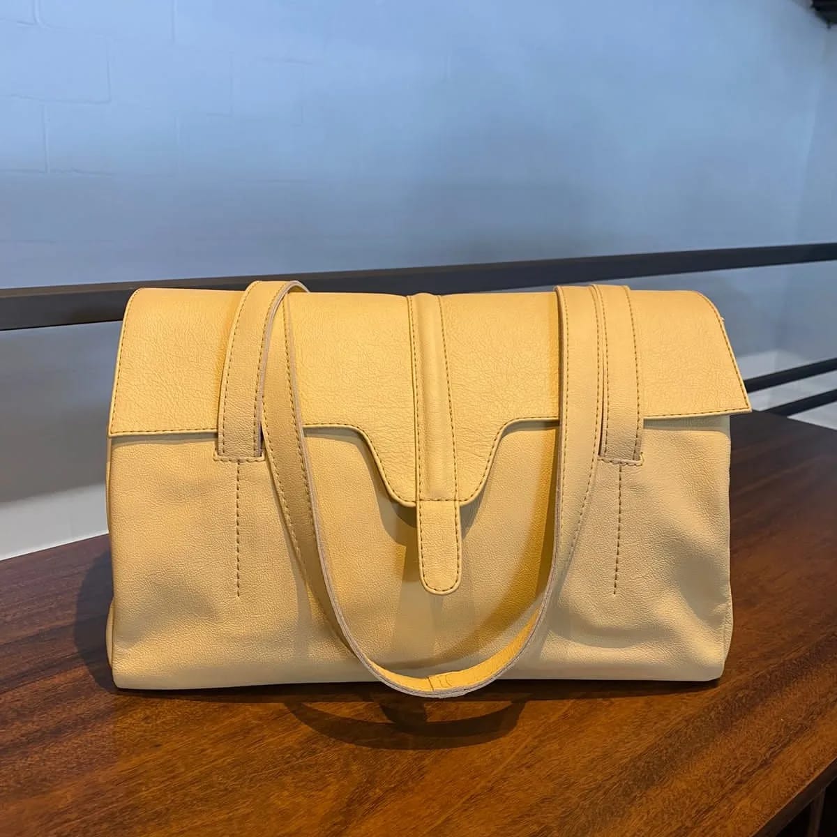 Bolsa CHILE em couro legítimo