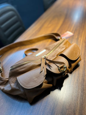 LANÇAMENTO! Bolsa MAX POCHETE ARPOADOR em couro legítimo