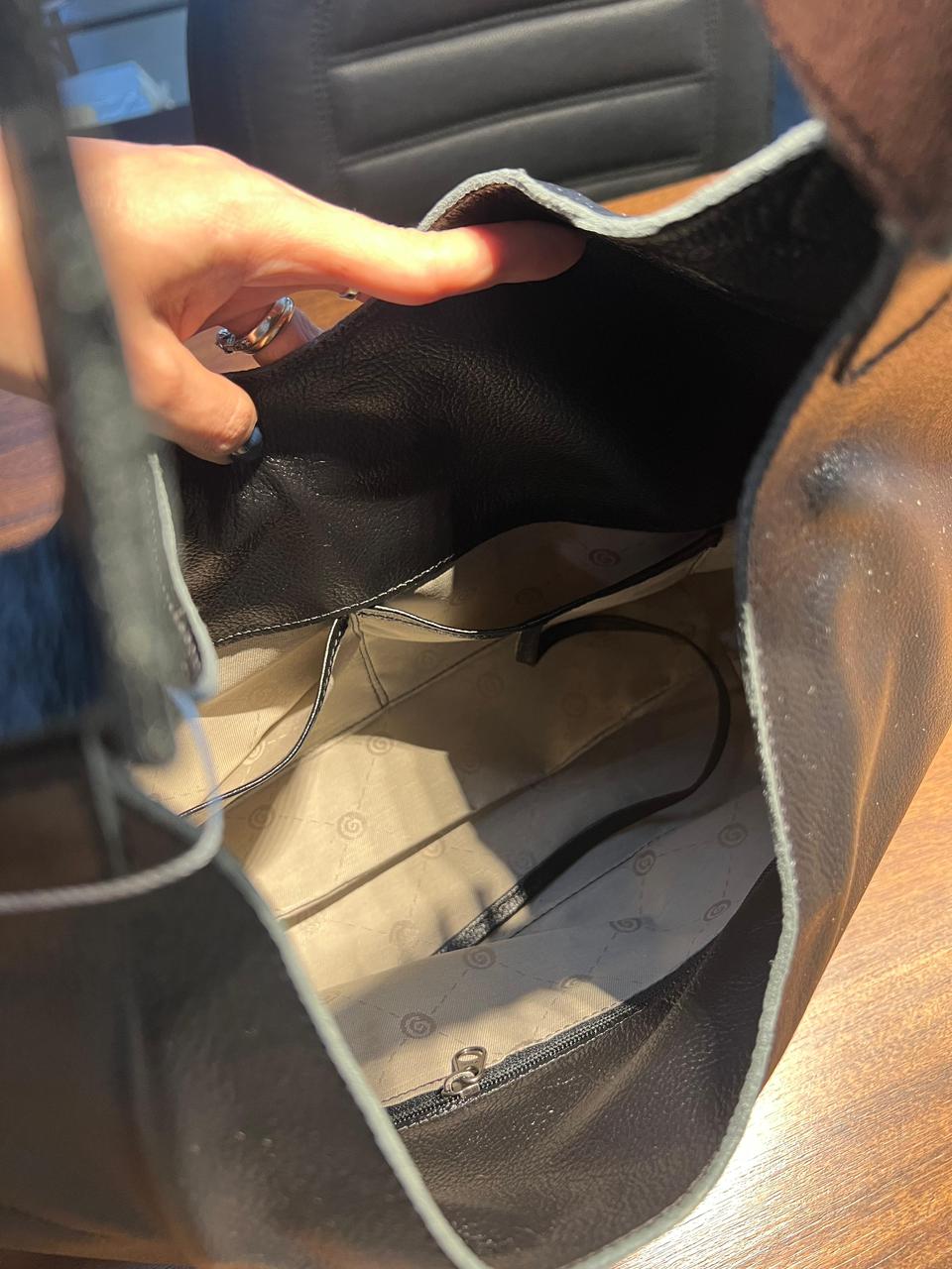 Lançamento! Bolsa CAPRI em couro legítimo