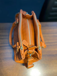 Bolsa TESS em matelassê couro legítimo