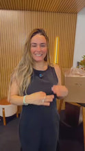 Carregar e reproduzir vídeo no visualizador da galeria, Bolsa GRÉCIA em couro legítimo
