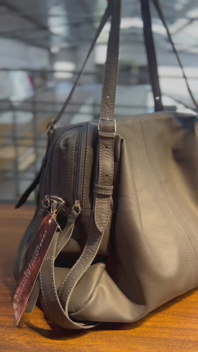 Bolsa NORUEGA em couro Legítimo