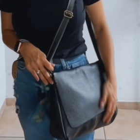 Bolsa CARTEIRO LIVERPOOL em couro legítimo