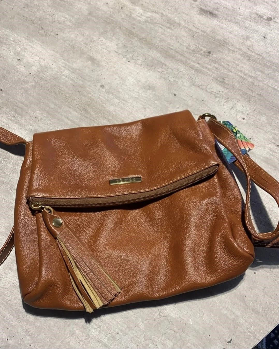 Bolsa ATENAS em couro legítimo