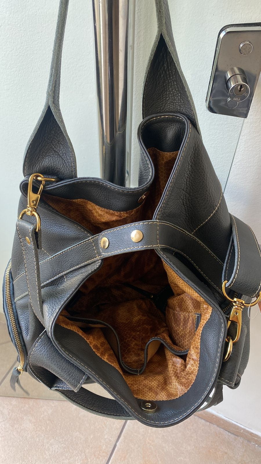 Bolsa MONTEVIDÉO em couro legítimo