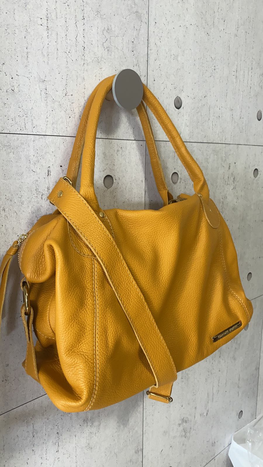 Bolsa ITÁLIA em couro legítimo