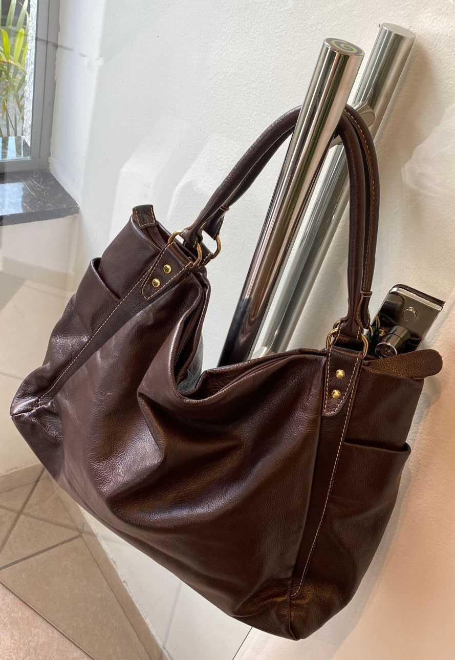 Bolsa AMSTERDÃ em couro legítimo