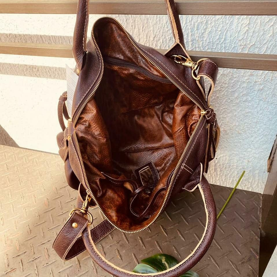 Bolsa ITÁLIA em couro legítimo