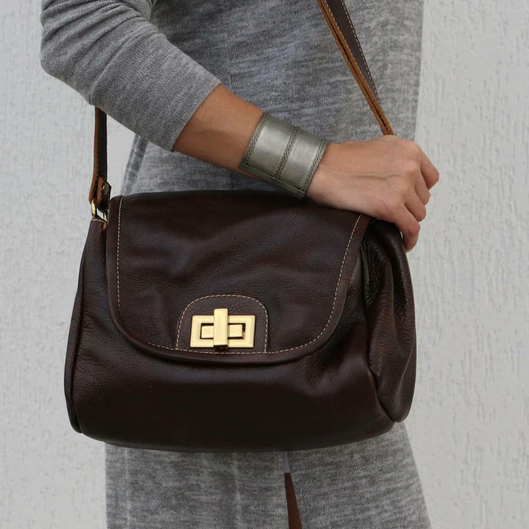 Bolsa LISBOA em couro legítimo