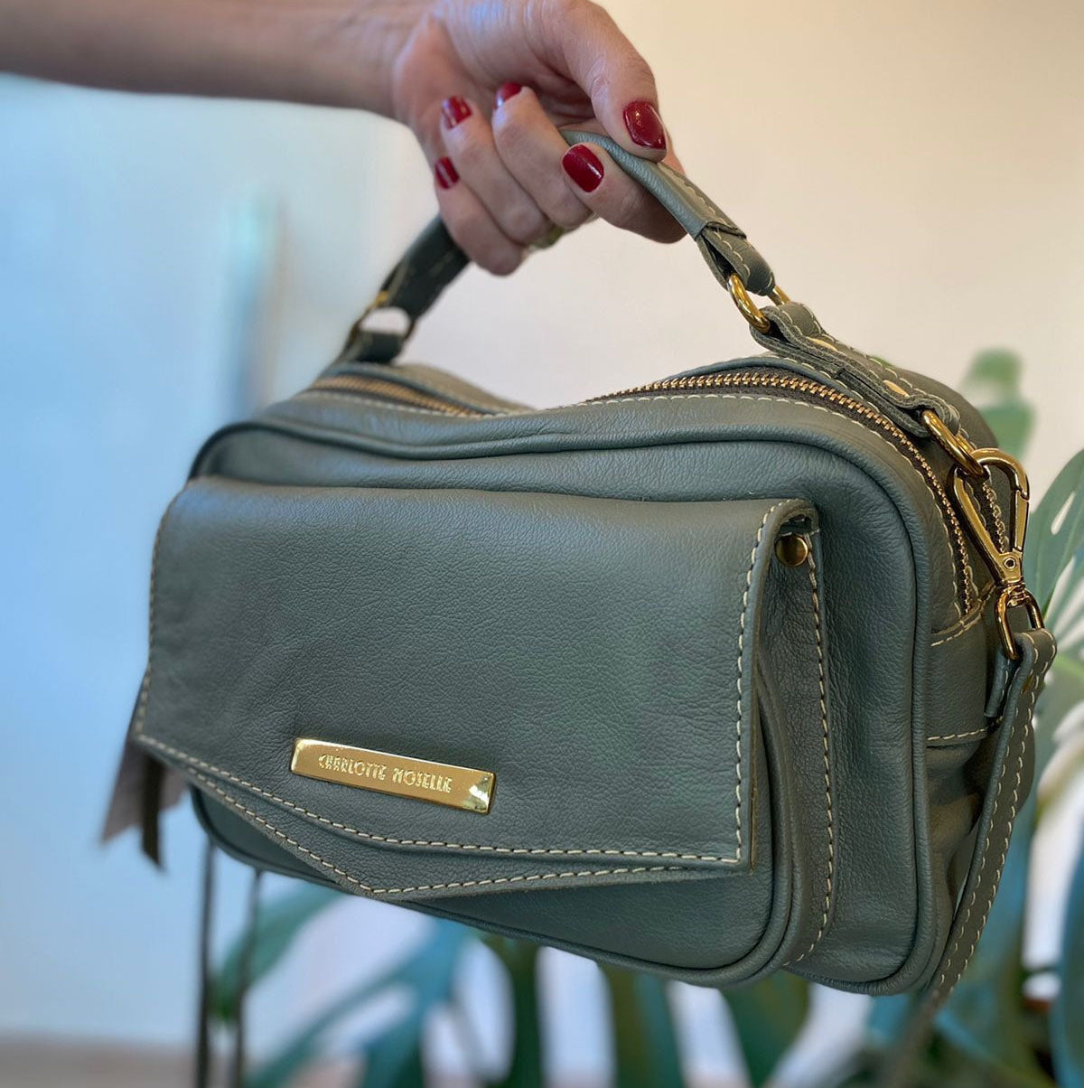 Bolsa MÔNACO em couro legítimo