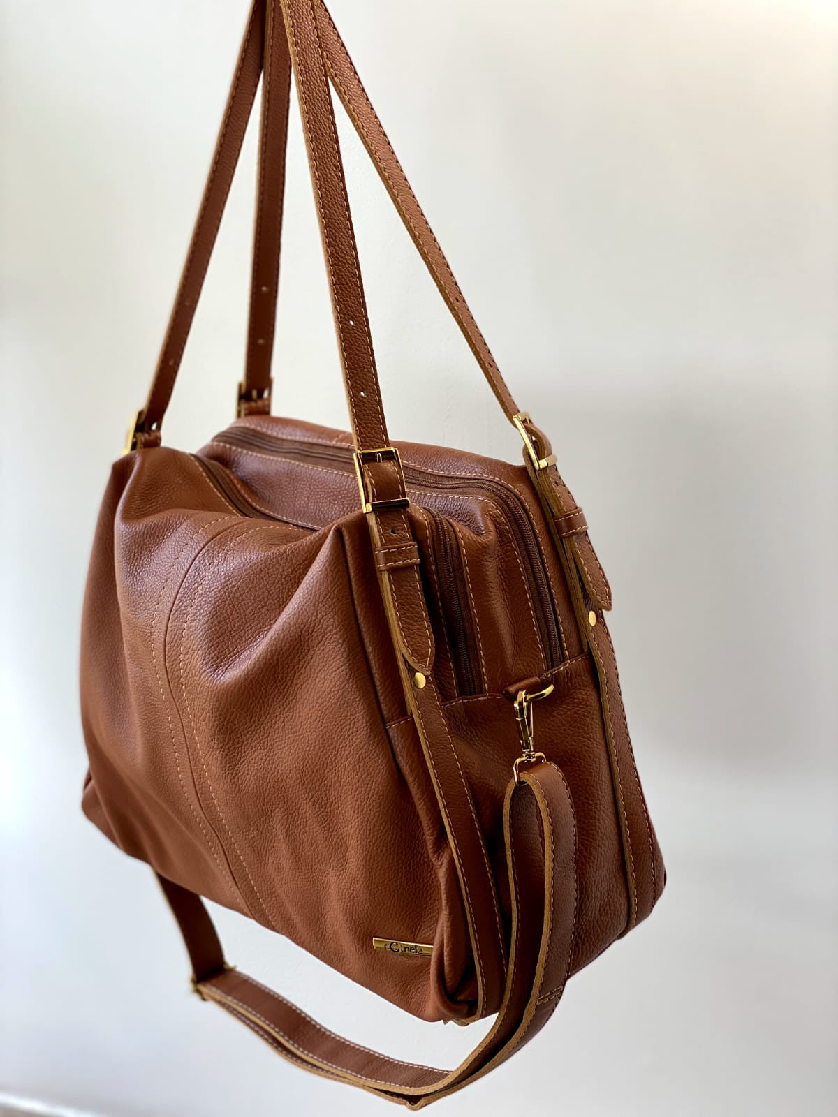 Bolsa NORUEGA em couro Legítimo