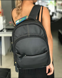 Mochila CANADÁ em couro legítimo