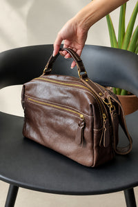 Bolsa SUÍÇA em couro legítimo