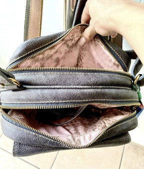 Bolsa GREGA em couro legítimo