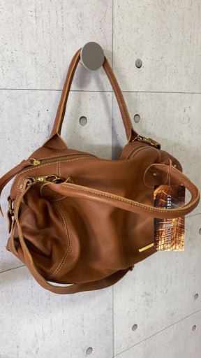 Bolsa ITÁLIA em couro legítimo