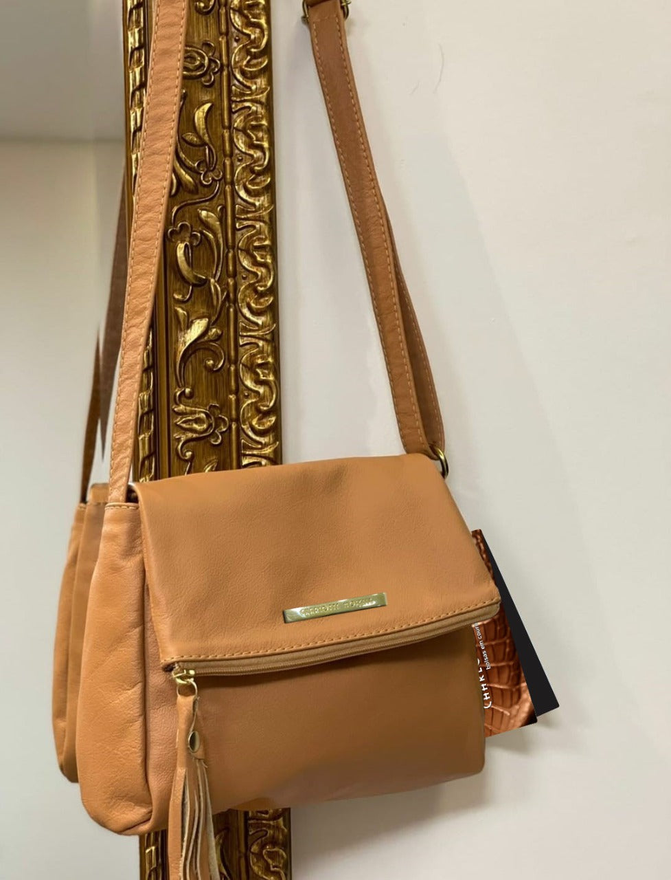 Bolsa ATENAS em couro legítimo