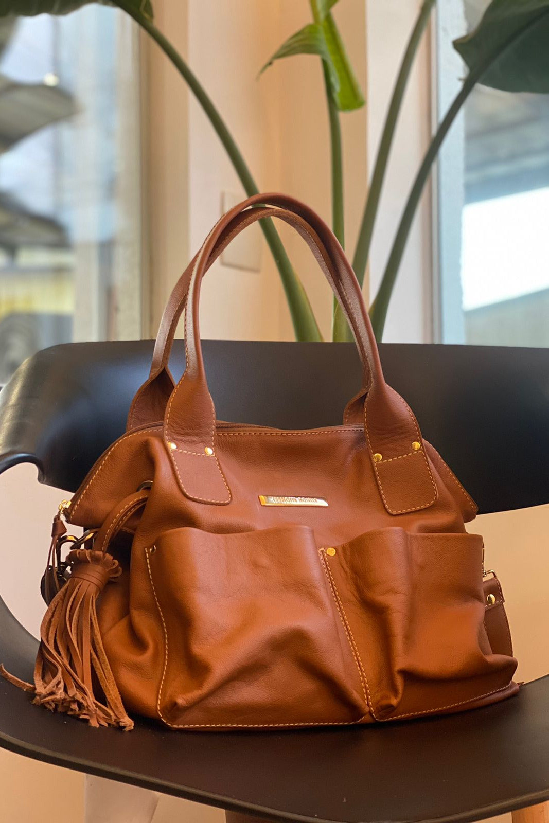 Bolsa IBIZA em couro legítimo