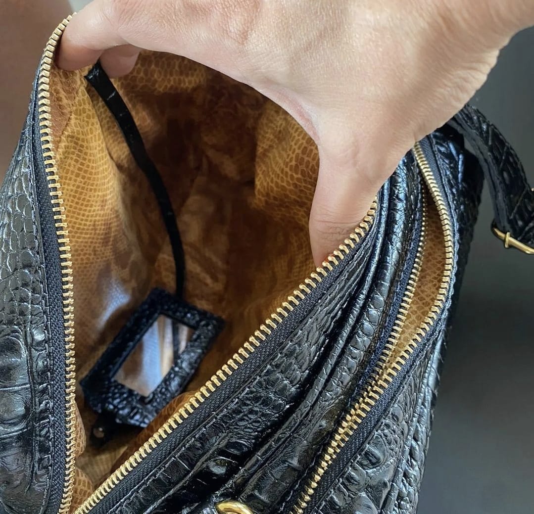 Bolsa GREGA em couro legítimo