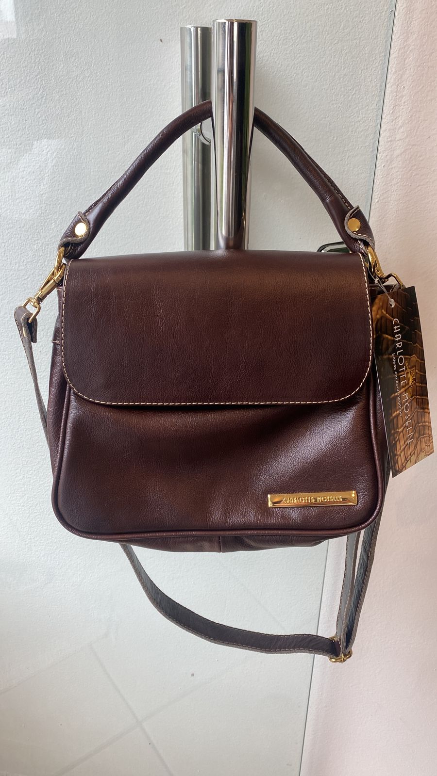Bolsa INGLESA em couro legítimo